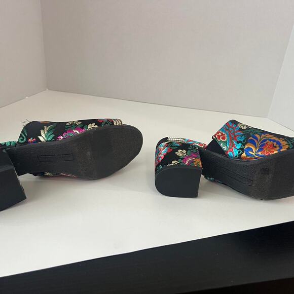 Christian siriano slip on pumps size 5 - Picture 4 of 4